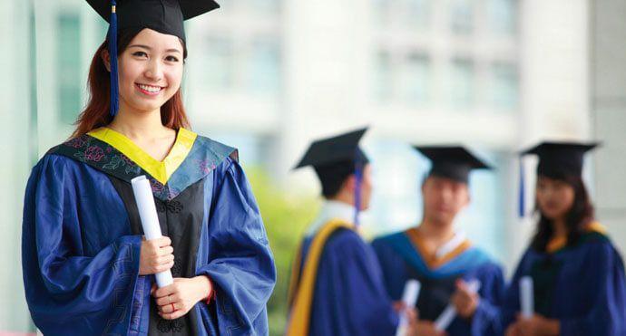 Find the right scholarship for you through Applyzones